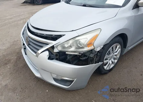 2015 Nissan Altima 2.5/2.5 S/2.5 Sl/2.5 Sv from USA, damaged, VIN 1N4AL3AP1FC446549